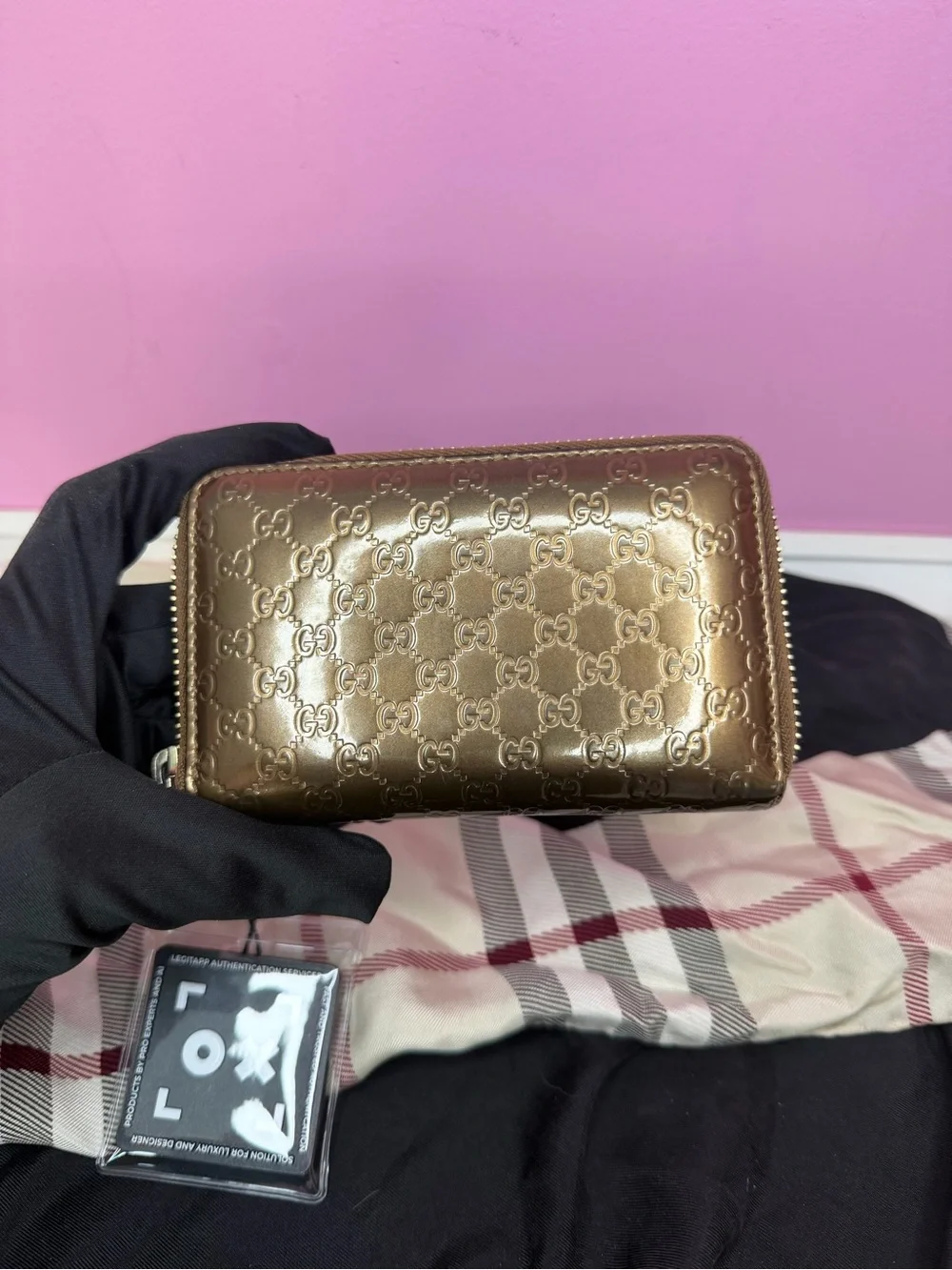 Gucci Bronze Metallic GG Embossed Zip Card Case wallet - Picture 1 of 5